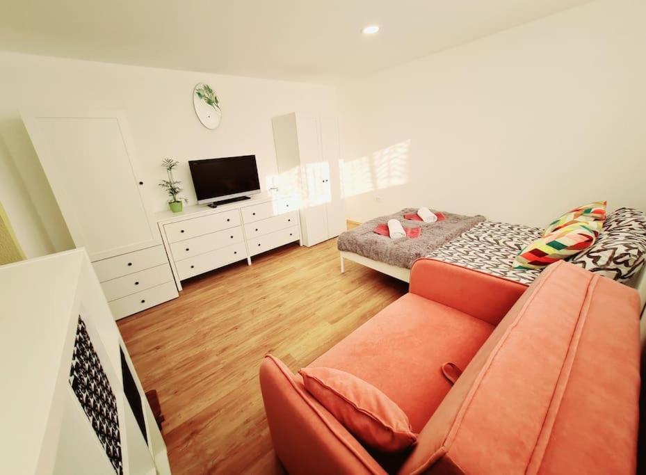 Apartma Juli Zirovnica Luaran gambar